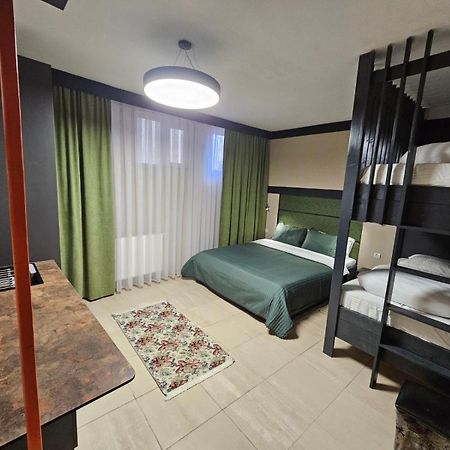Hotel Kika Prishtinë Ngoại thất bức ảnh