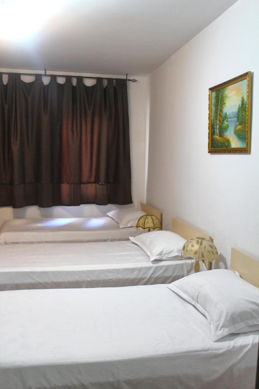 Hotel Kika Prishtinë Ngoại thất bức ảnh